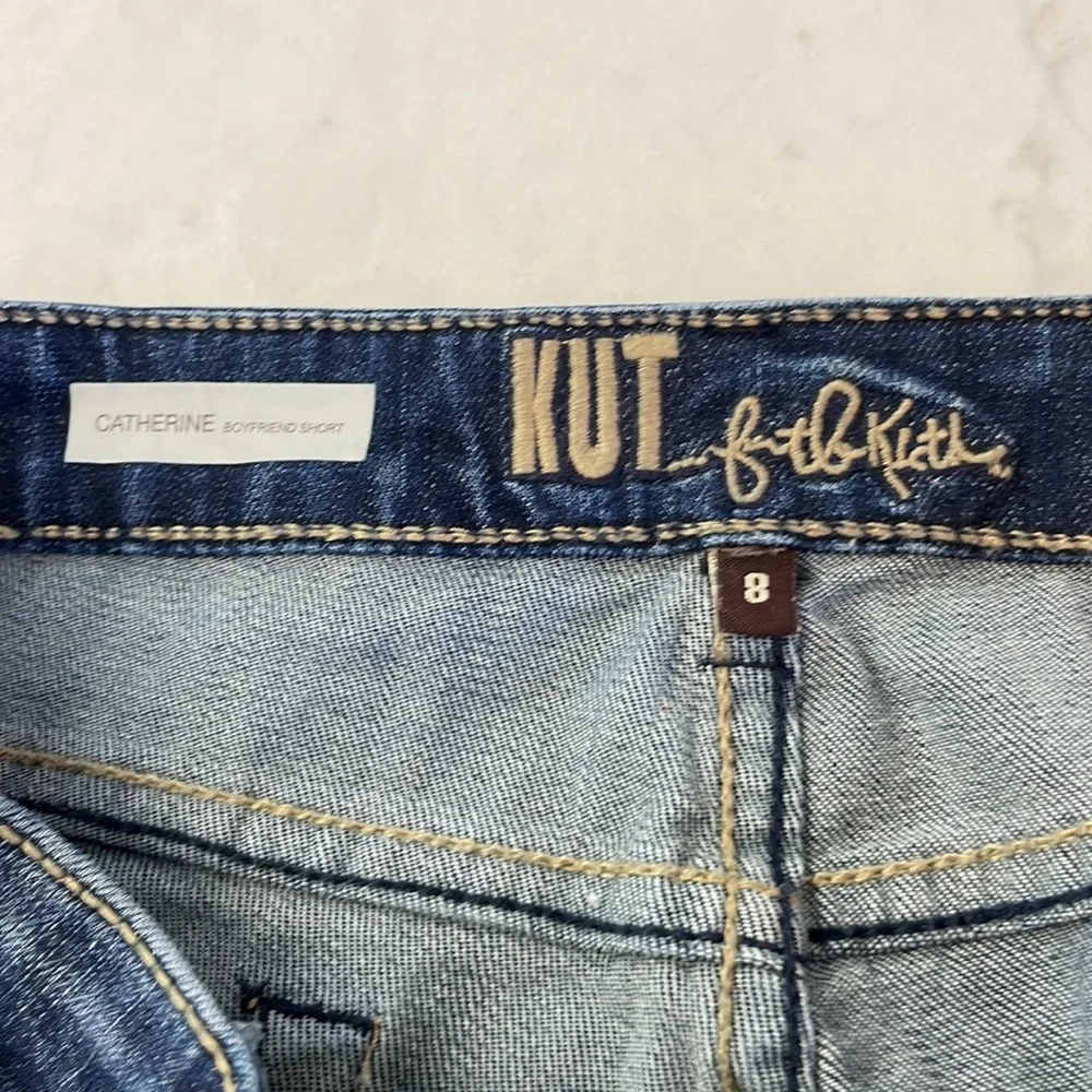 Kut Catherine Size 8 Denim Shorts